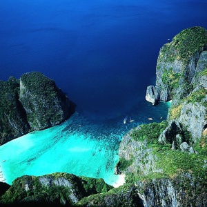 PHUKET- PHI PHI ISLAND
